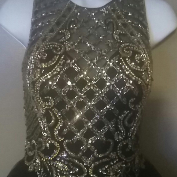 LETS BEAUTIFUL EMBELLISHED PAGEANT DRESS - Picture 2 of 6